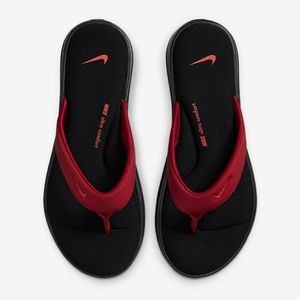 Womens Nike flip flops